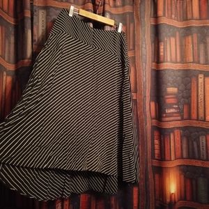 MM Lafleur flowy work skirt